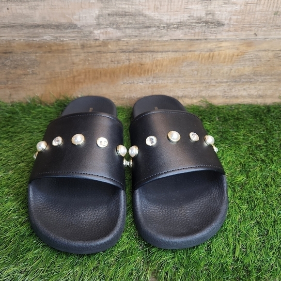 New Stuart WeitzmanWomen's Black Pearlshine Pool Leather Slide Sz 11.0 - Picture 7 of 11